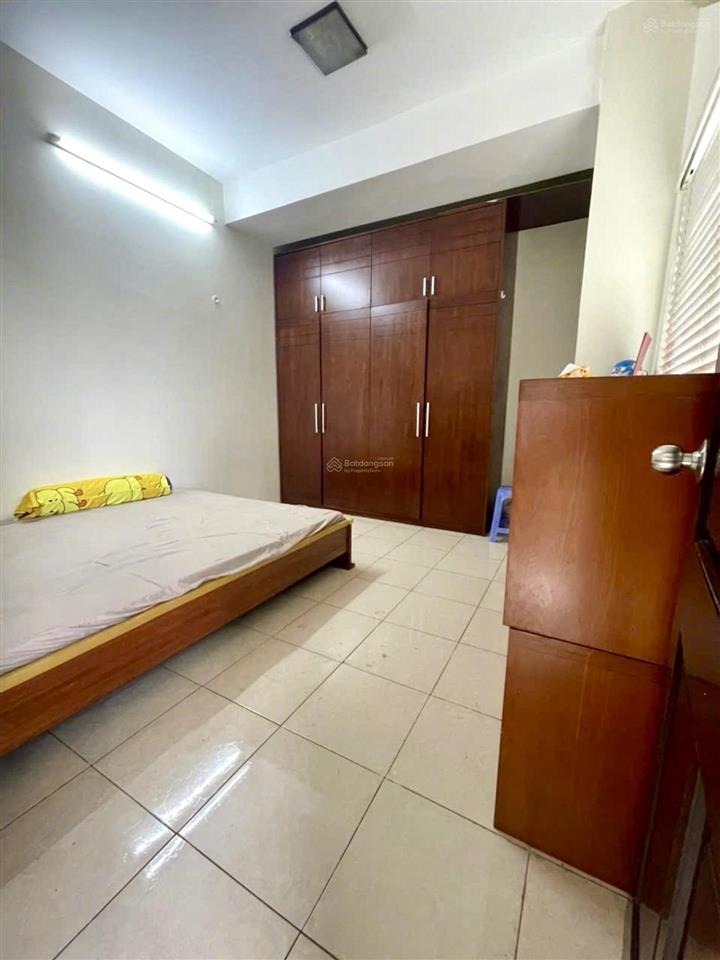 Chính chủ bán cc 151 nguyễn đức cảnh 72m 2pn 2vs nội thất đầy đủ, tiện ích bạt ngàn, ở lộc hơn 4 tỷ
