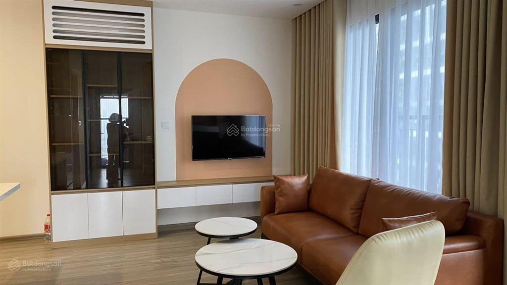 Căn hộ 2 phòng ngủ 2wc + 1 đang cho thuê nội thất cao cấp, phân khu sakura smart city 0365 811 ***