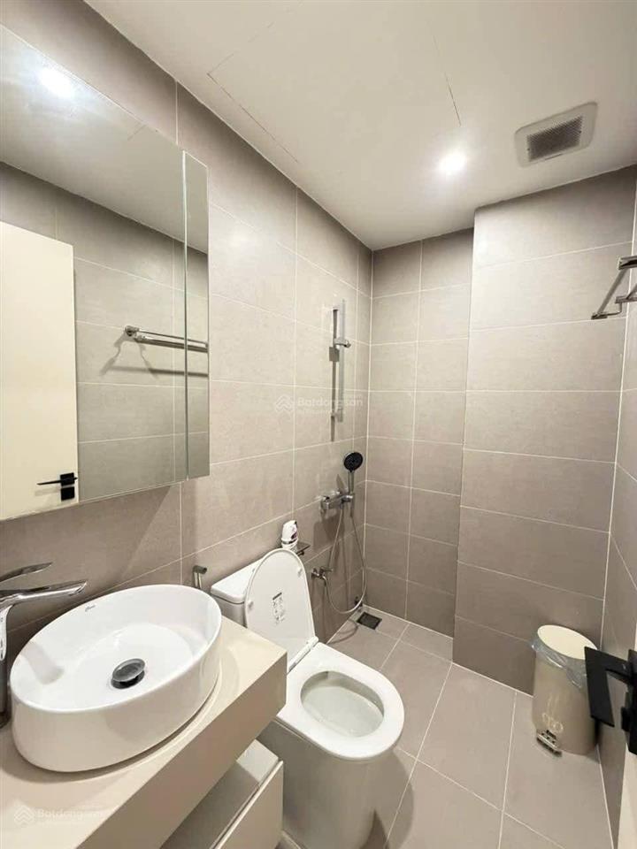 Chính chủ cần bán nhà đẹp kinh doanh văn phòng  dt 50m2, 5 tầng thang máy, full nội thất, vạn phúc