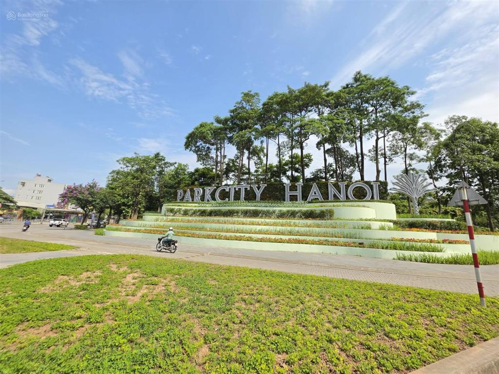 Bán bt liền kề  parkcity hà nội  lê trọng tấn  dương nội  dt 120m2, 3 tầng, full nội thất