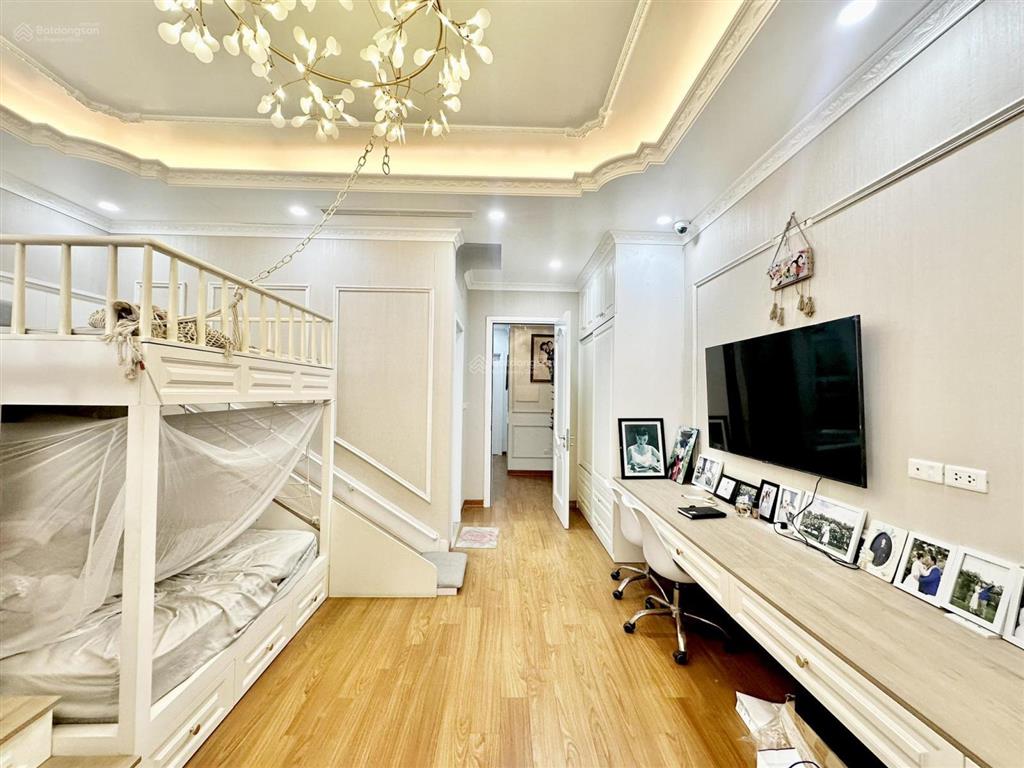 36 tỷ, cần bán liền kề louis city đại mỗ dt 110m2, 6 tầng, thang máy, full nội thất 6 tỷ cực vip