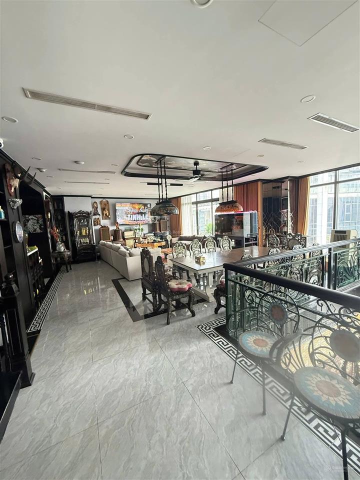 37.5 tỷ, bán căn hộ cao cấp penhouse triplex làng việt kiều châu âu  full nội thất vip