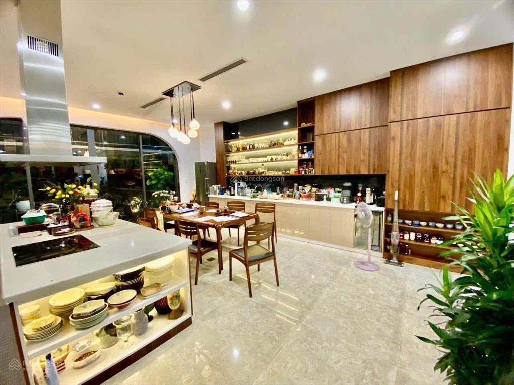 Bán liền kề  kđt louis đại mỗ  dt 124m2  6 tầng  thang máy  tặng full nội thất trị giá 5 tỷ