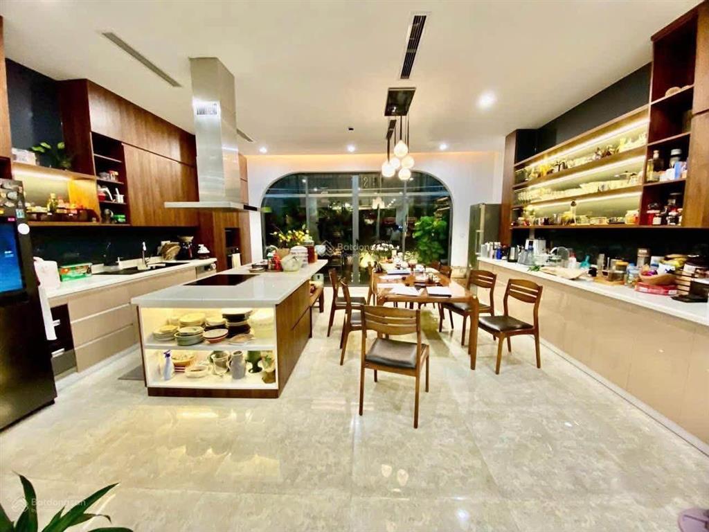 Bán liền kề  kđt louis đại mỗ  dt 124m2  6 tầng  thang máy  tặng full nội thất trị giá 5 tỷ