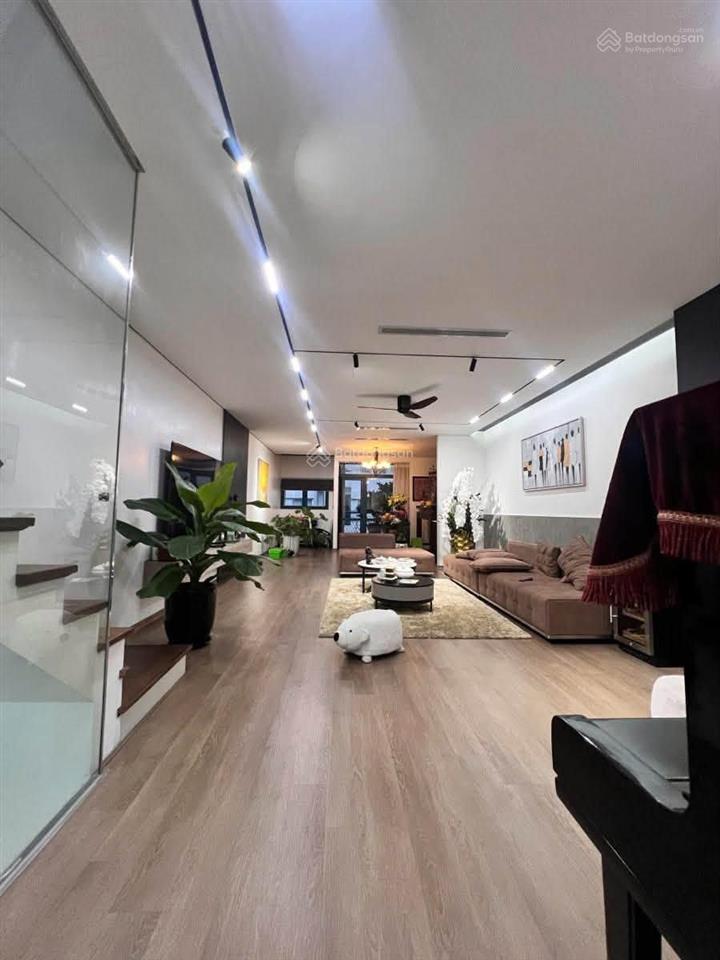 Bán lk galaxy vạn phúc  trục chính kinh doanh  dt 100m2 6 tầng thang máy full nội thất cao cấp