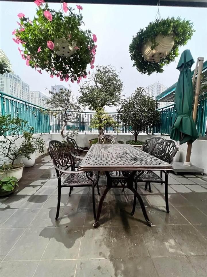 Bán lk galaxy vạn phúc  trục chính kinh doanh  dt 100m2 6 tầng thang máy full nội thất cao cấp
