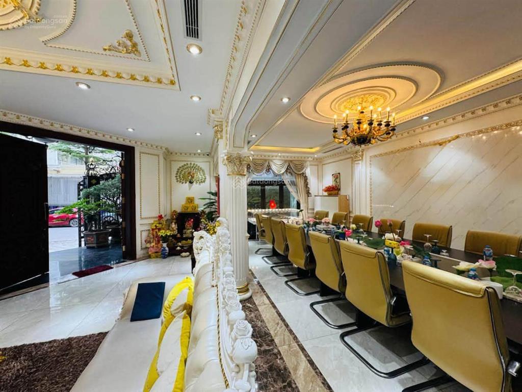 Bán bt lô góc kinh doanh  dt 170m2  5 tầng  thang máy  full nội thất 6 sao  kđt trung văn
