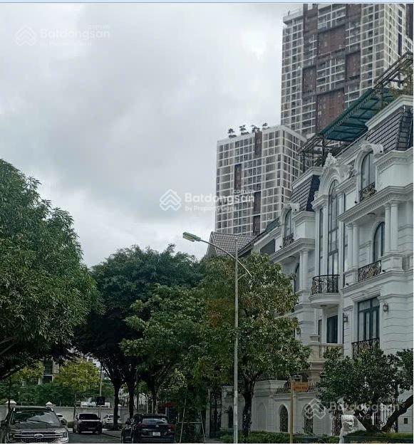 Bán bt villa an khang  dương nội  lô góc dt320m2  6 tầng  thang máy  full nội thất vip bạc tỷ