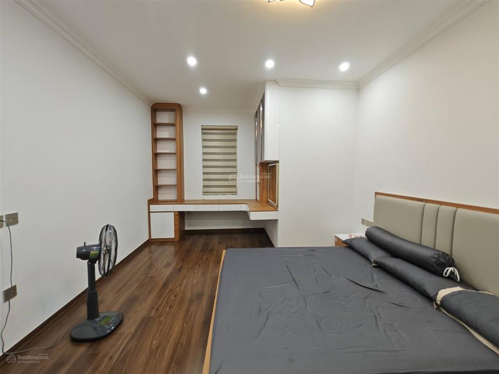 Bán bt kđt văn phú  hà đông dt 200m2  thang máy  dàn pin năng lượng mặt trời full mái  ở sướng