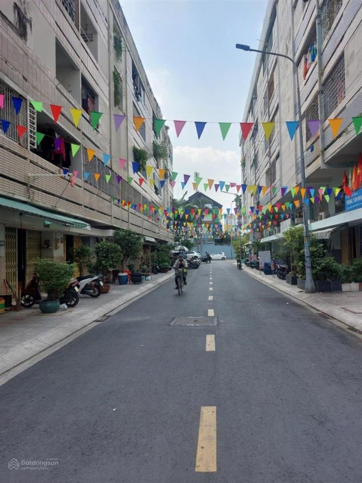 Quận 4 cc lô b1 phường 3 quận 4 80m² 3pn 2wc giá 2,2 tỷ