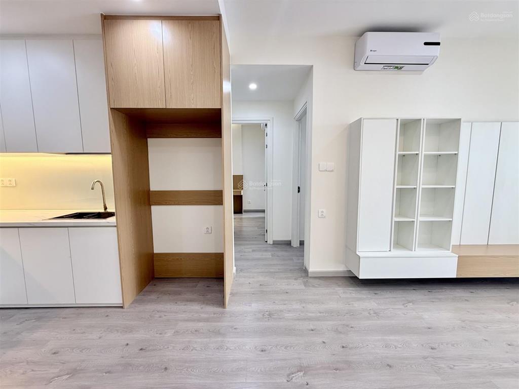 Bình thạnh cc wilton tower tầng 19 shr ban công view landmark 81 giá 7,5tỷ