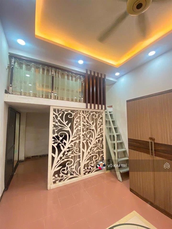 Quận 5 cc ngô quyền căn góc lầu 1 shr 2pn dòng tiền 6tr giá 1,95tỷ