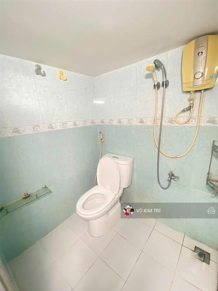 Quận 5 cc ngô quyền căn góc lầu 1 shr 2pn dòng tiền 6tr giá 1,95tỷ