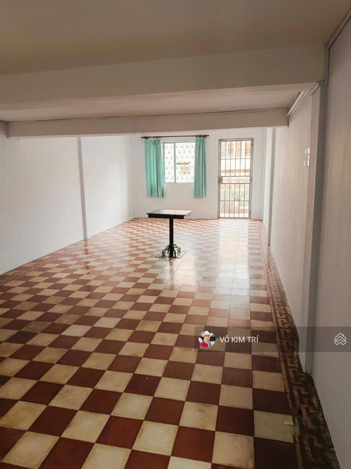 Quận 5 cc trần hưng đạo tầng 2 shr 110m2 3pn 2wc ban công view đẹp giá 3,25 tỷ