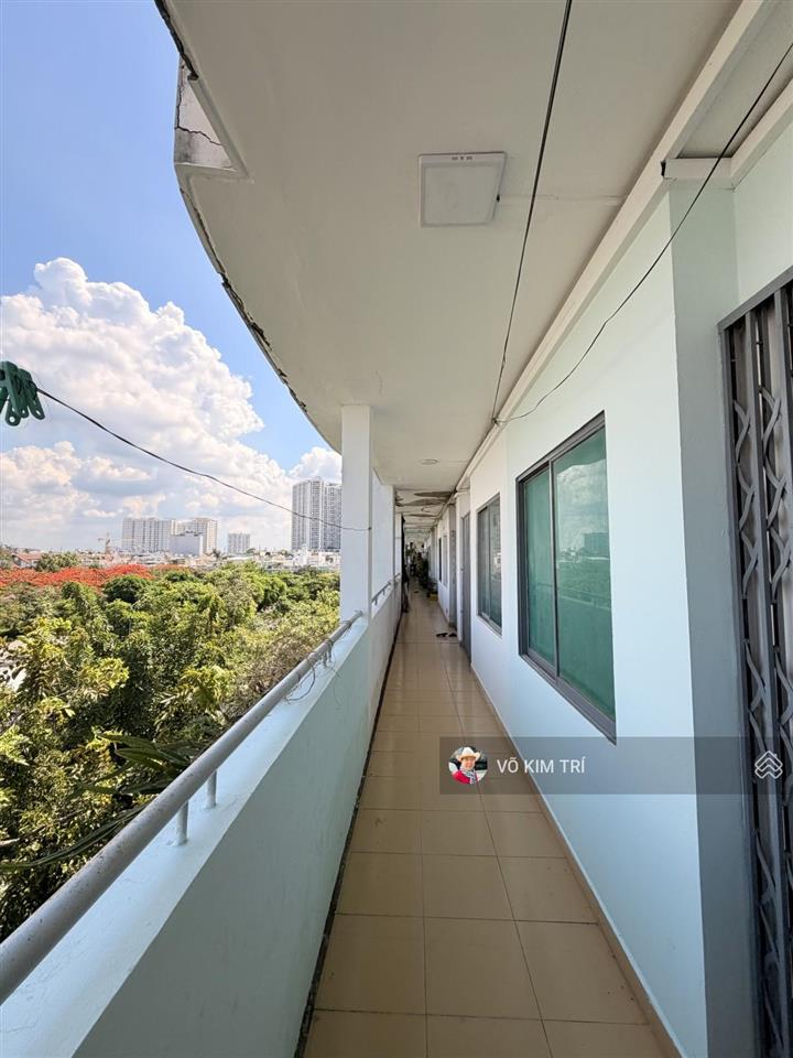 Quận 8  cc bùi minh trực shr ban công mát mẻ giá 2,2tỷ