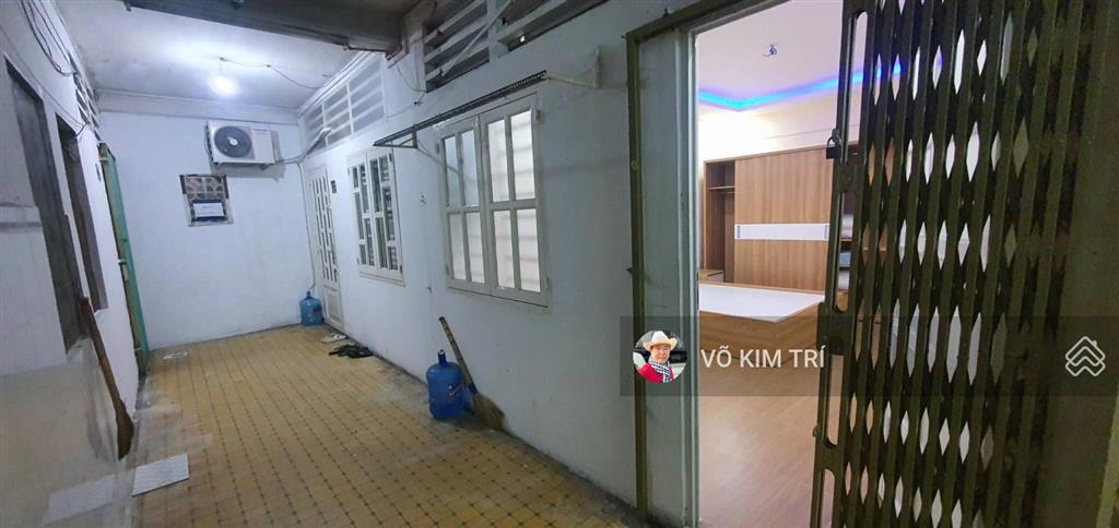 Tân bình cc bàu cát lầu 3 shr 2pn hỗ trợ vay giá 1,75 tỷ