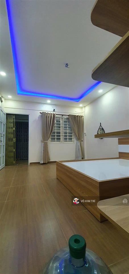 Tân bình cc bàu cát lầu 3 shr 2pn hỗ trợ vay giá 1,75 tỷ