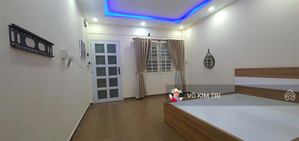 Tân bình cc bàu cát lầu 3 shr 2pn hỗ trợ vay giá 1,75 tỷ