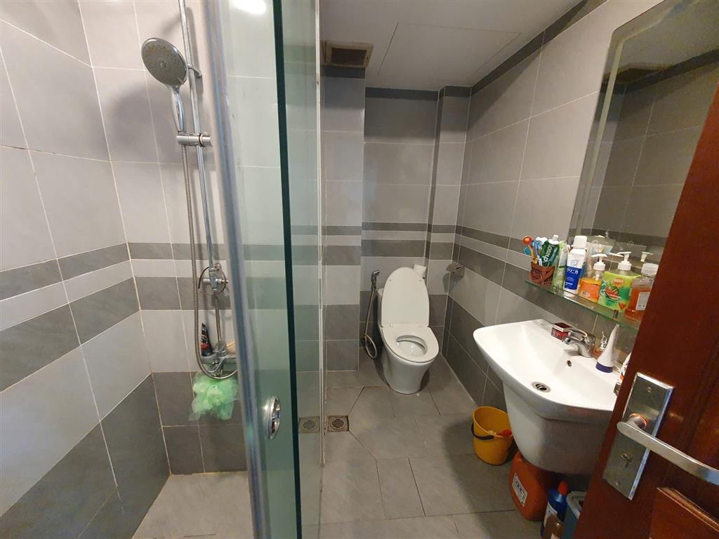 Quận 1 cc lý văn phức tầng 1 shr 2pn 2wc giá 4,1 tỷ