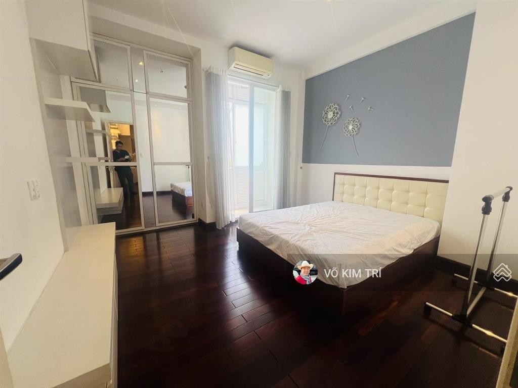 Quận 1 cc phan liêm lầu 1 shr 44,5m ban công view đẹp giá 4,35 tỷ