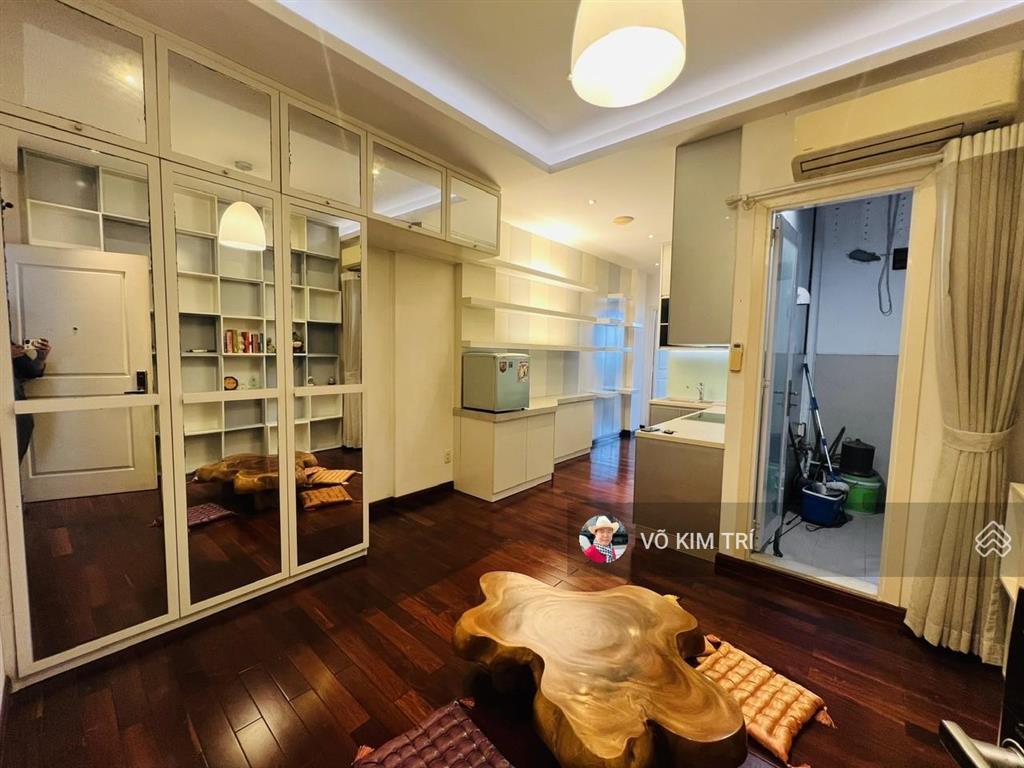 Quận 1 cc phan liêm lầu 1 shr 44,5m ban công view đẹp giá 4,35 tỷ