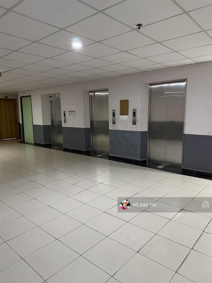 Tân phú cc 8x đầm sen 2pn 1wc có thang máy giá 2,5 tỷ
