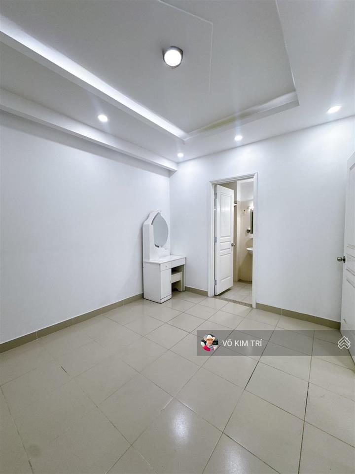Tân phú cc lotus garden 68m2 3pn 2wc, shr giá 4 tỷ
