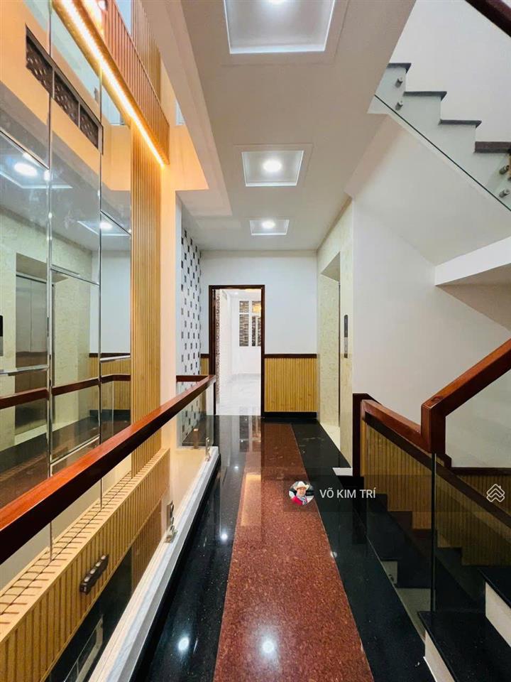 Gò vấp 5pn 6wc thang máy giá đầu tư 10 tỷ