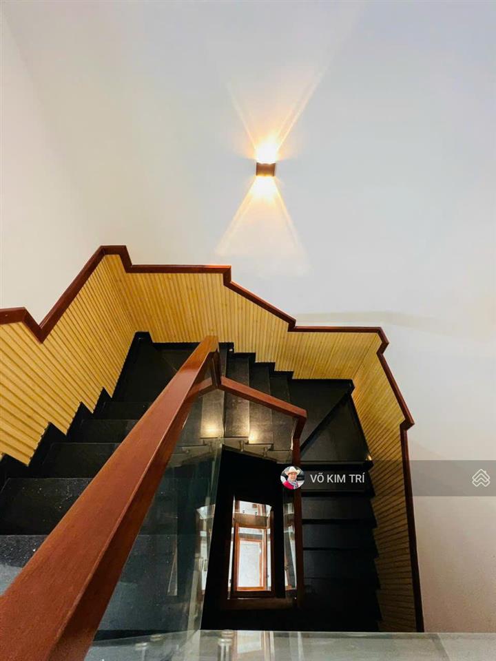 Gò vấp 5pn 6wc thang máy giá đầu tư 10 tỷ
