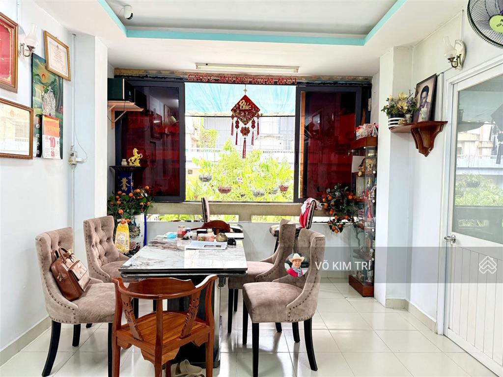 Quận 5 cc hùng vương lô góc 3pn shr 75m tầng 2 giá 3,8 tỷ