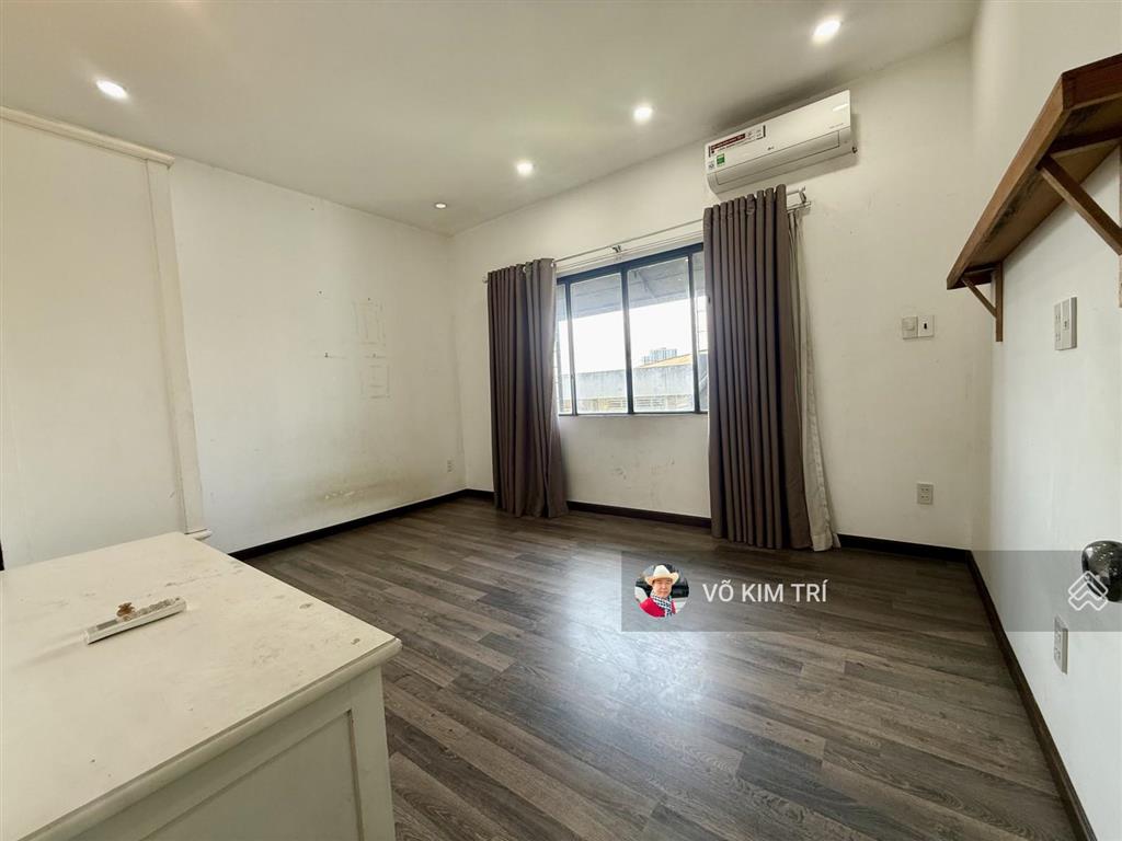 Giá 3,35 tỷ cc phan xích long shr 2pn full nội thất có thang máy