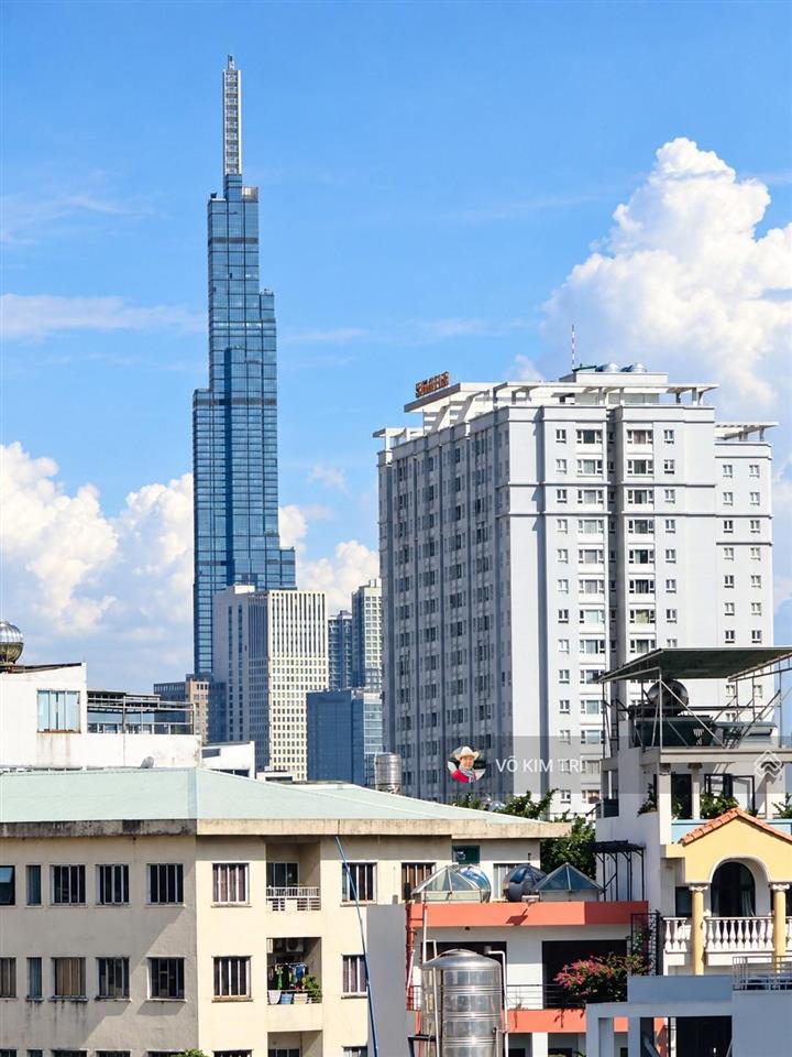 Giá 3,4 tỷ cc 548 phạm văn đồng 2pn view landmark 81
