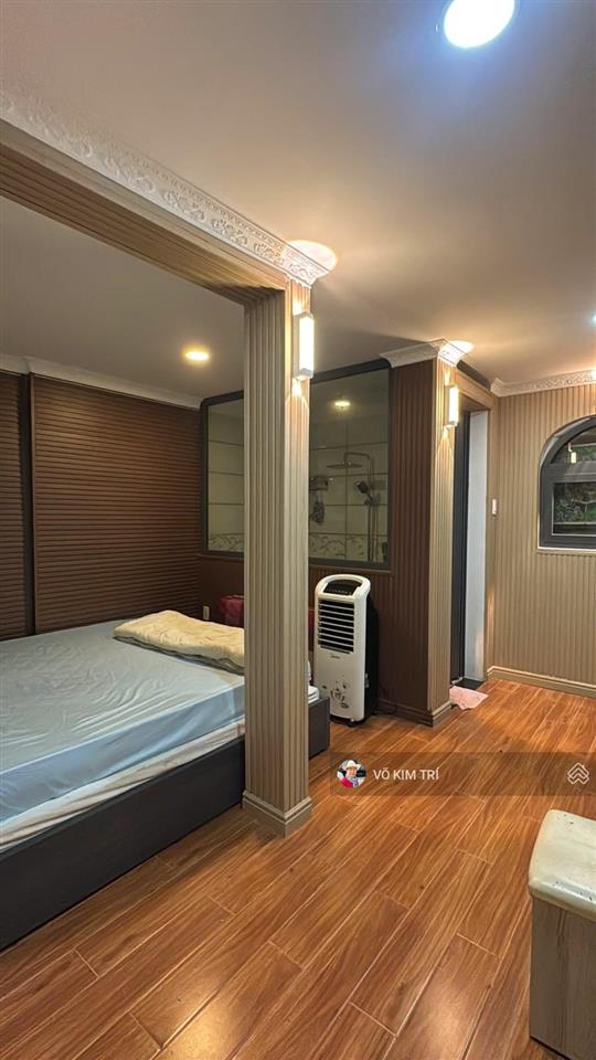 Giá 6,2 tỷ tầng trệt cc hồ biểu chánh shr 3pn 2wc khu hải quan