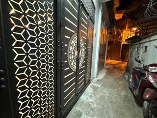 Bán nhà khương trung 30m ra ô tô ful nội thất sổ đỏ nở hậu giá tốt