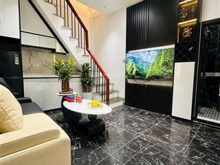 Bán nhà xã đàn 50m ra ô tô full nội thất