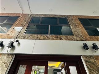 Bán nhà hồ tùng mậu cách 30m ra ô tô đầy đủ đồ ở ngay