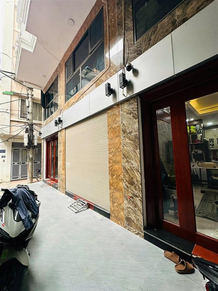 Bán nhà hồ tùng mậu cách 30m ra ô tô đầy đủ đồ ở ngay