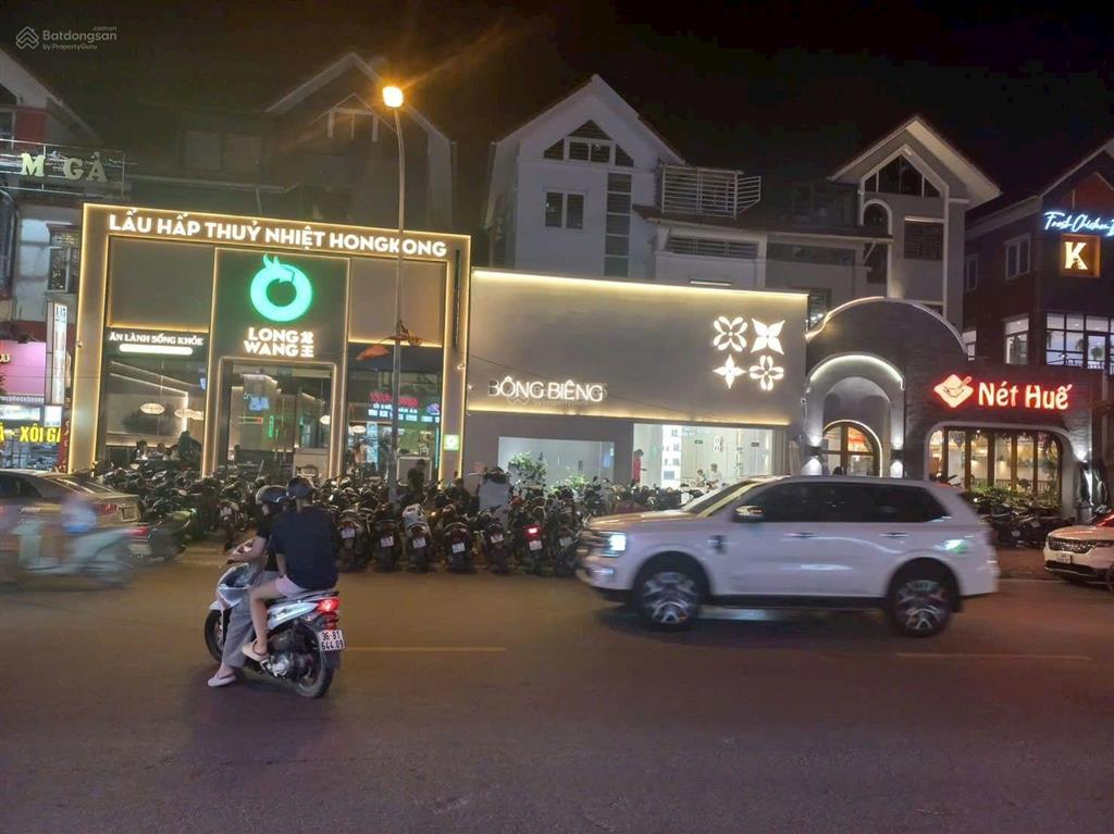 Siêu phẩm nhà mặt phố ngô thì nhậm 200m2 x 3 tầng, mặt tiền 8m giá thuê 130tr/th kd mọi mô hình
