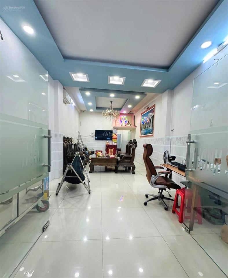 Bán nhà đẹp sát tâ.n hòa đôn.g  ngã 3 tân khai  đường xe tải  ( 4x23m )