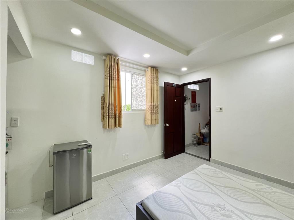 Cho thuê studio 25m2 full nt hiện đại ngay cù lao phú nhuận sát tân định q1, gần đh isb ueh q1