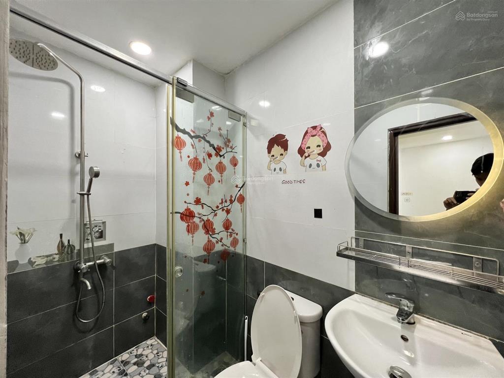 Cho thuê studio 25m2 full nt hiện đại ngay cù lao phú nhuận sát tân định q1, gần đh isb ueh q1
