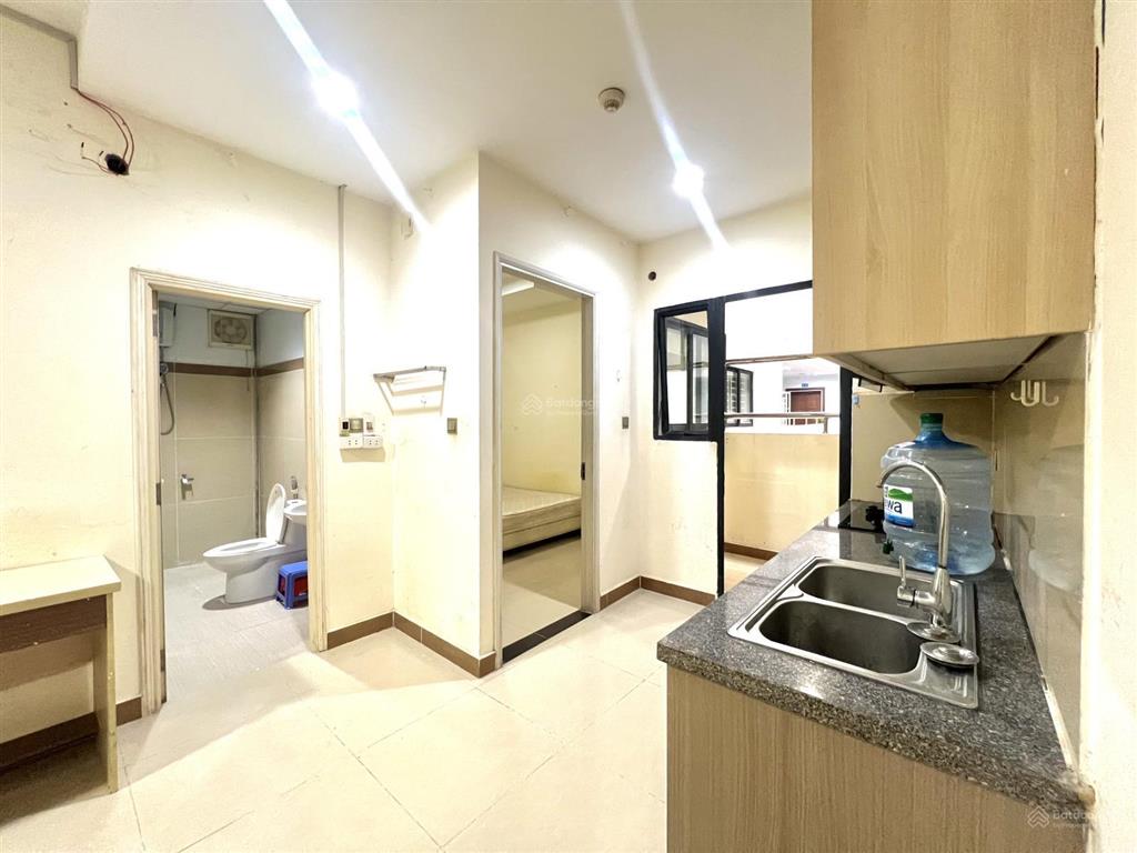 Cho thuê chung cư 2pn 1pk 58m2 ntcb thang máy hầm xe bảo vệ ở ngay sát lý thường kiệt đh bk q10