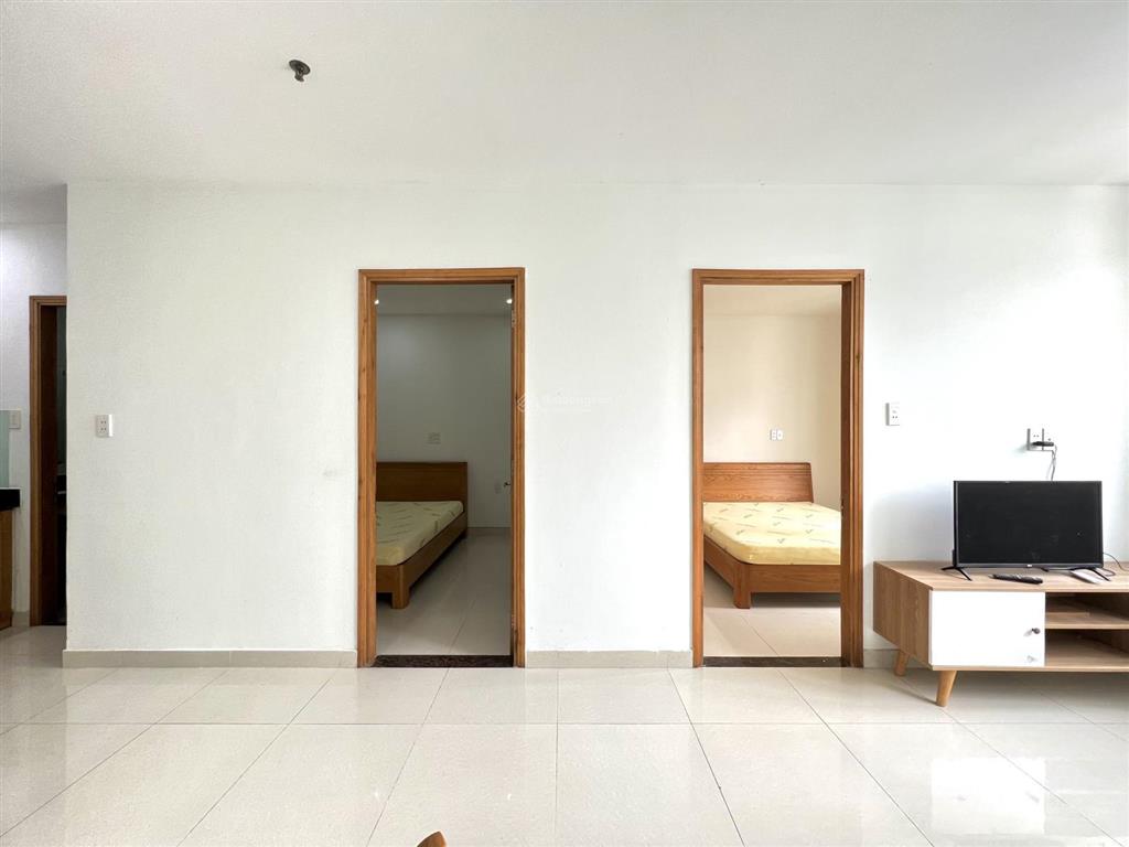 Cho thuê căn hộ cc mini 2pn 60m2 hầm xe thang máy bảo vệ ngay trục cmt8 công viên lê thị riêng