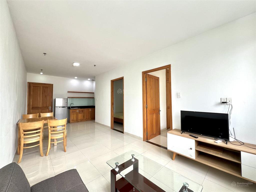 Cho thuê căn hộ cc mini 2pn 60m2 hầm xe thang máy bảo vệ ngay trục cmt8 công viên lê thị riêng