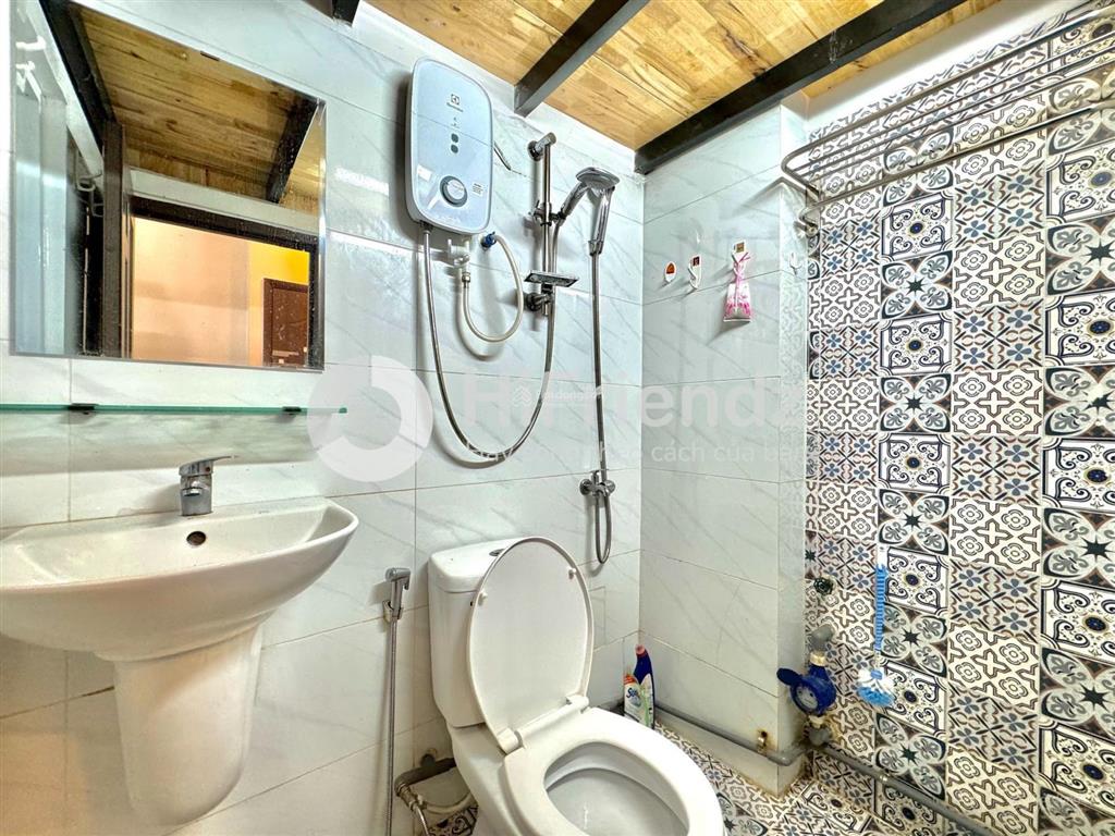 Cho thuê duplex 25m2  cách đh kinh tế ueh 100m quận 10  phù hợp nhóm bạn nữ sinh viên