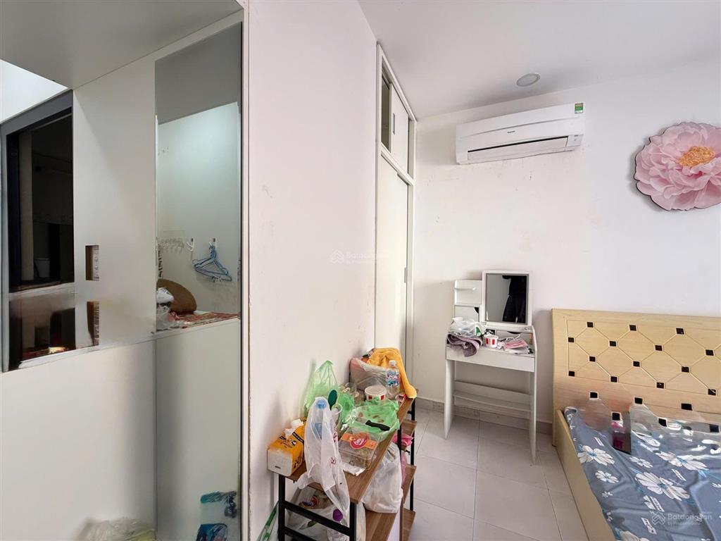 Cho thuê 1pn tách bếp balcon 5tr8 25m2 ngay ngã 6 phù đổng đường lê thị riêng quận 1