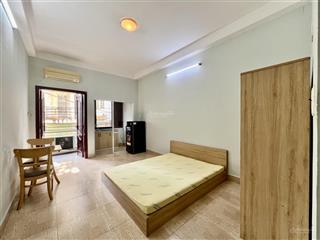 Giá tốt! cho thuê 1pn balcon 35m2 tách bếp riêng 4ng2xe ngay mt nguyễn ngọc lộc gần đh kinh tế ueh