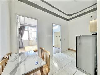 Siêu rẻ!! 2pn balcon 45m2 full nội thất ngay ngã tư lạc long quân âu cơ  5 người 5 xe thoải mái