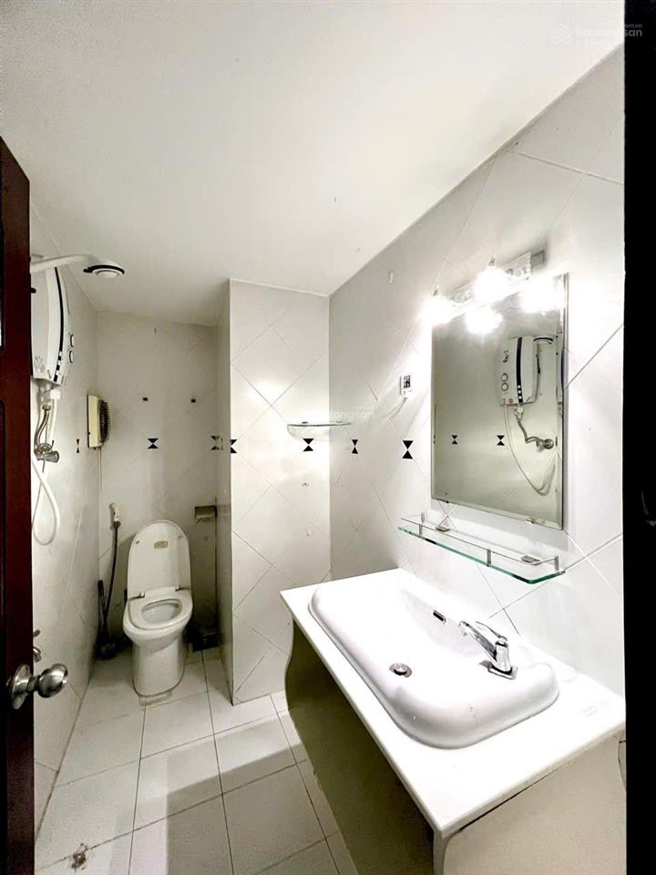 Cho thuê studio 20m2 decor vintage ngay điện biên phủ ngay vòng xoay dân chủ quận 10