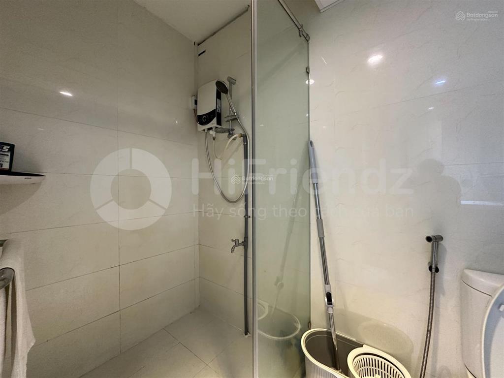 Chung cư cũ1pn tách bếp 50m2vintage phù hợp airbnbngay hoà hảo đh kinh tế ueh quận 10